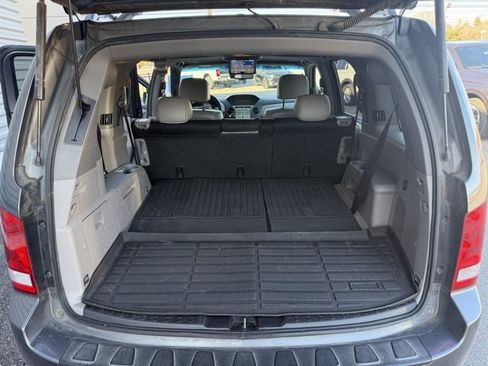 Used 2011 Honda Pilot Touring image 7