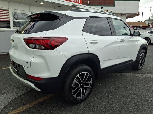 Used 2025 Chevrolet TrailBlazer LT image 5