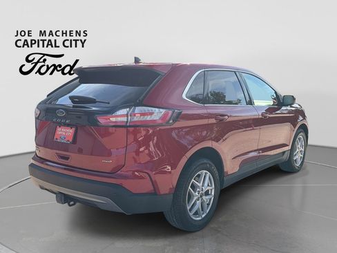 Used 2024 Ford Edge SEL w/ Convenience Package AWD/4WD image 5