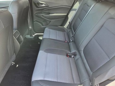 Certified 2024 Chevrolet Trax LT w/ Sunroof Package FWD image 11