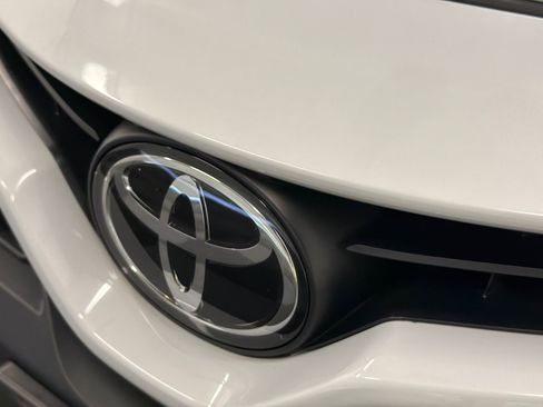 Used 2024 Toyota Camry SE FWD image 10