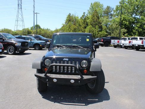 Used 2012 Jeep Wrangler Unlimited Sport AWD/4WD image 10
