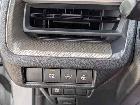 Used 2024 Toyota Prius XLE FWD image 22
