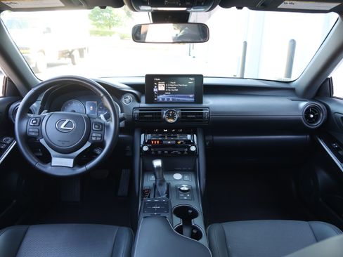 Used 2024 Lexus IS 350 F Sport RWD image 16