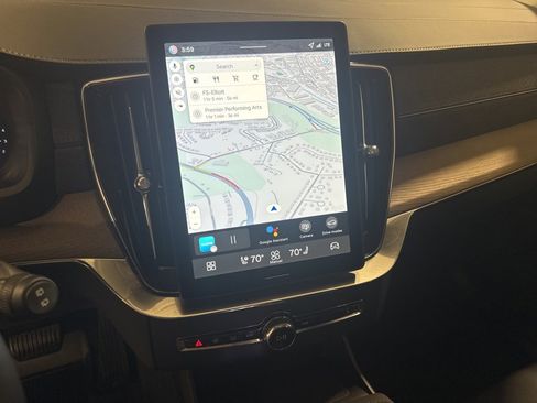 Used 2026 Volvo XC90 B6 Plus w/ Protection Package Premier image 13