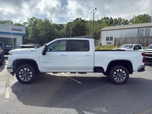 New 2026 Chevrolet Silverado 2500 LT w/ All Star Edition AWD/4WD image 2