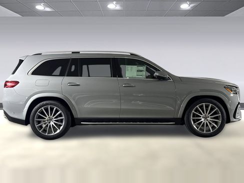 New 2025 Mercedes-Benz GLS 450 450 image 8