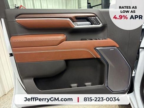 New 2026 GMC Sierra 2500 Denali Ultimate AWD/4WD image 8