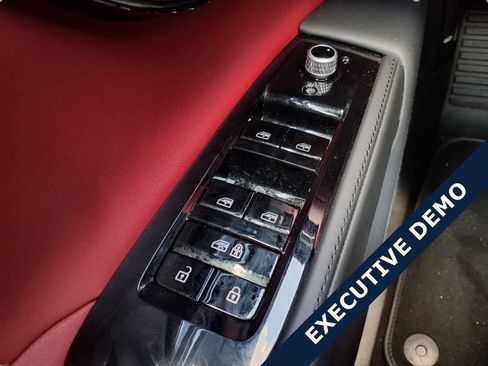New 2025 Maserati Grecale Modena AWD/4WD image 12