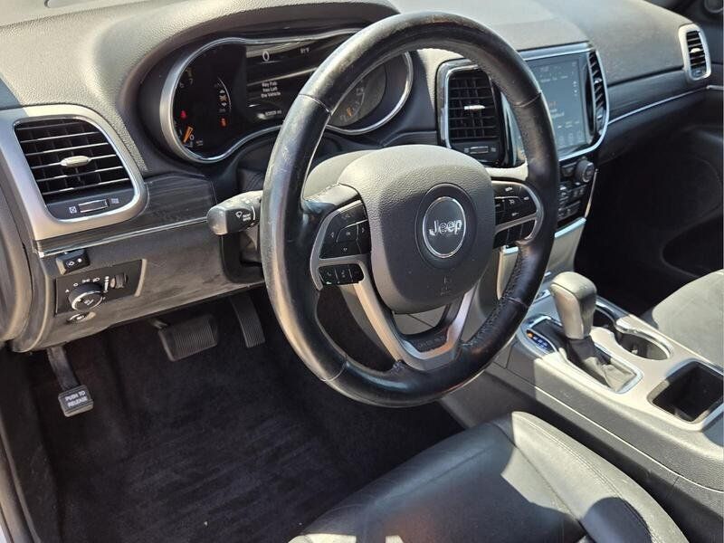 Used 2019 Jeep Grand Cherokee Limited RWD image 11