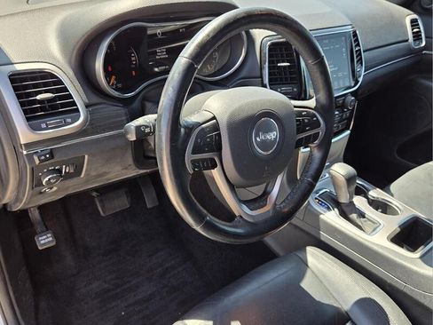 Used 2019 Jeep Grand Cherokee Limited RWD image 11