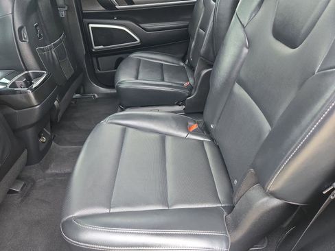 Certified 2021 Kia Telluride S image 19