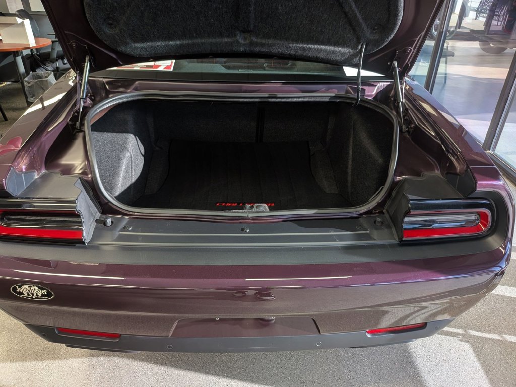 Used 2022 Dodge Challenger SRT Hellcat Redeye RWD image 27