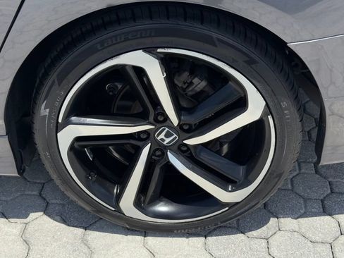 Used 2019 Honda Accord Sport image 16