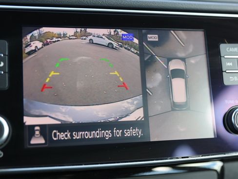 Used 2023 Nissan Leaf SV Plus image 29