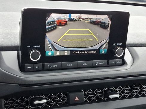 Certified 2024 Honda Accord EX image 18