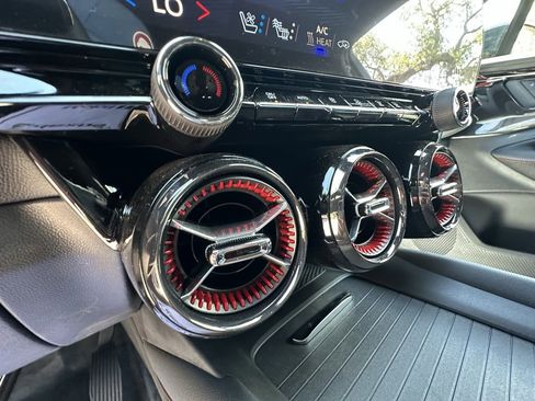 New 2025 Chevrolet Blazer EV RS image 31