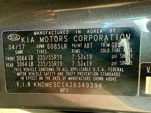 Used 2018 Kia Sedona SX Limited image 35