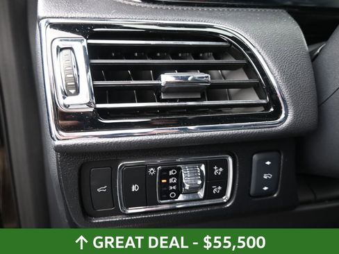 Used 2024 Lincoln Navigator Premiere image 23