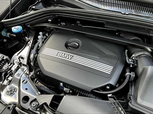 New 2025 BMW X1 xDrive28i w/ Technology Package image 17