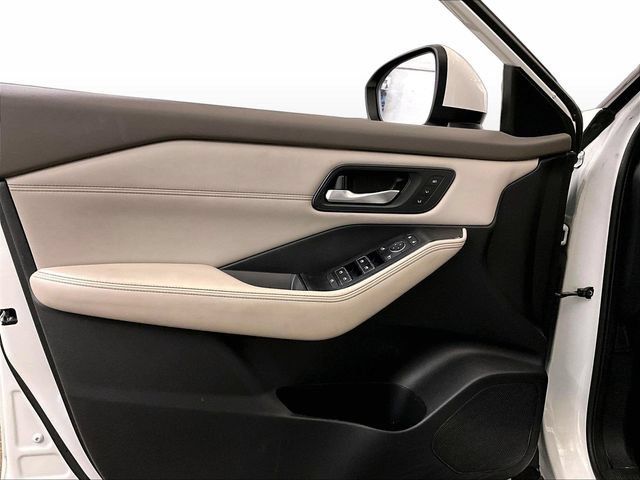 Used 2022 Nissan Rogue SL FWD image 23