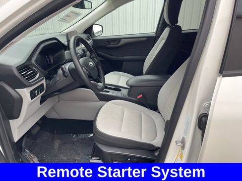Used 2023 Ford Escape Active w/ Cold Weather Package FWD image 9