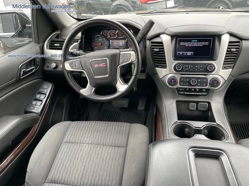 Used 2020 GMC Yukon SLE w/ SLE Value Package AWD/4WD image 9