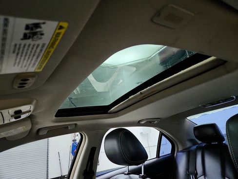 Used 2012 Ford Fusion SEL FWD image 15