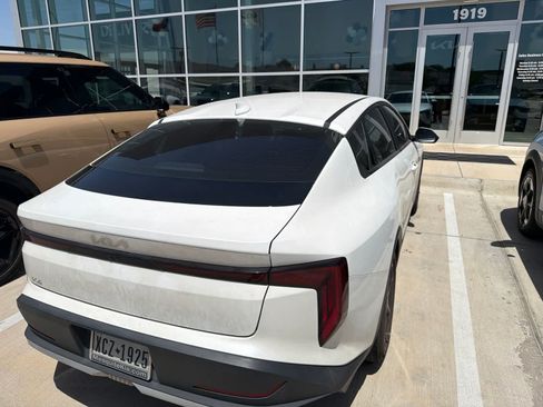 Used 2025 Kia K4 FWD image 4