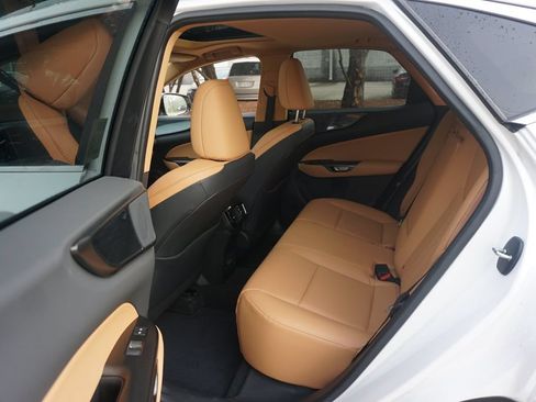 Used 2024 Lexus NX 250 FWD w/ Cold Area Package image 16