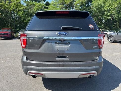 Used 2017 Ford Explorer Limited AWD/4WD image 4
