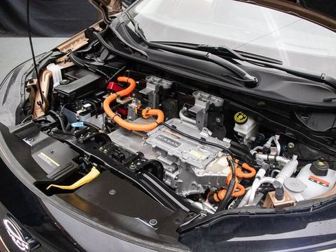 Used 2023 Nissan Ariya FWD image 31