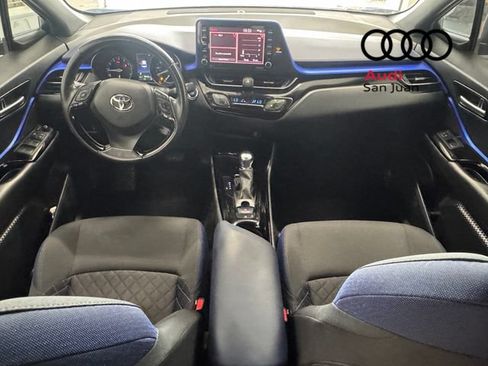 Used 2022 Toyota C-HR XLE FWD image 27