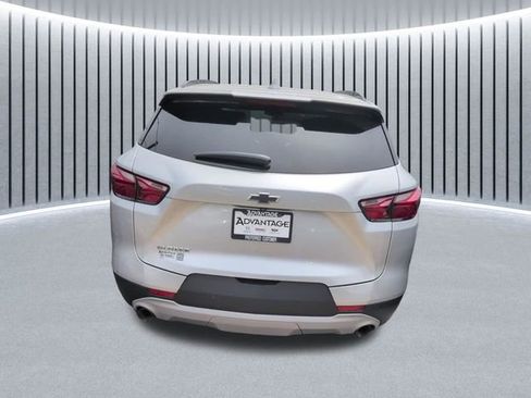 Used 2022 Chevrolet Blazer LT FWD image 6