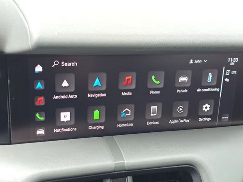 Certified 2021 Porsche Taycan 4 Cross Turismo image 24