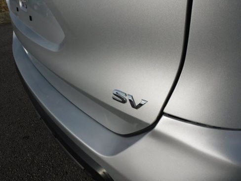 Certified 2019 Nissan Rogue SV image 21