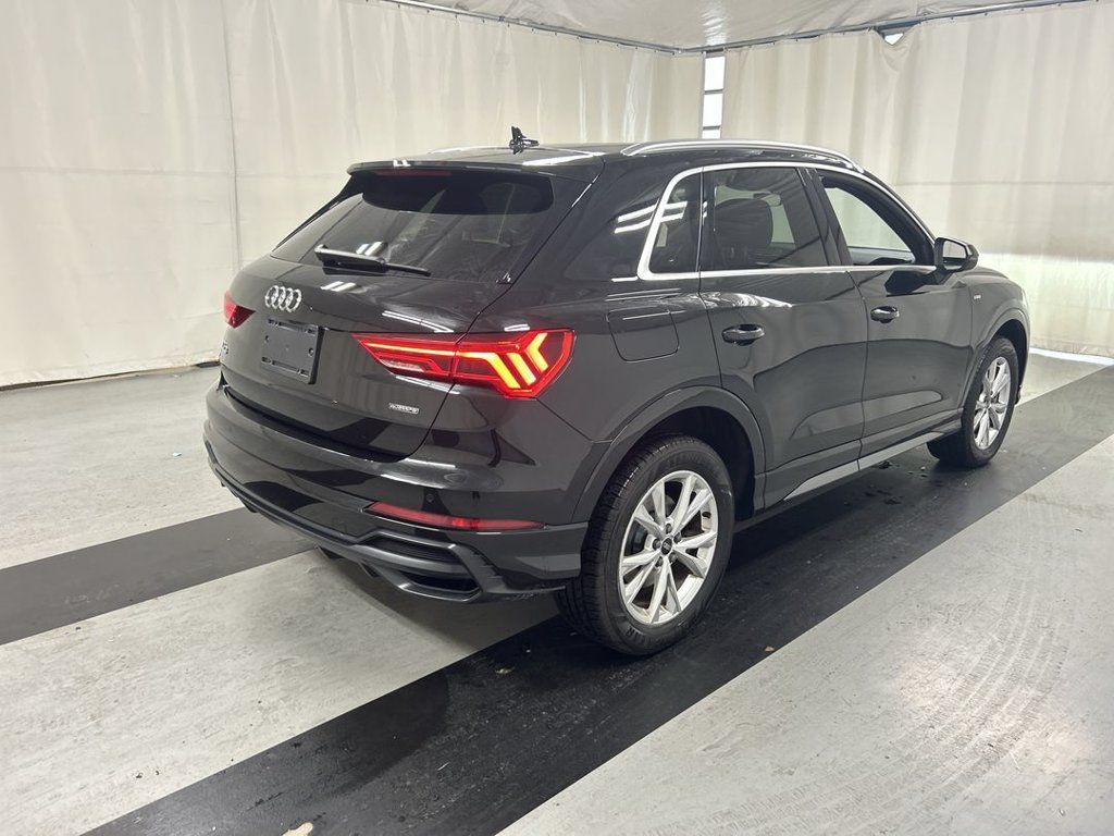 Used 2022 Audi Q3 2.0T Premium Plus AWD/4WD image 2