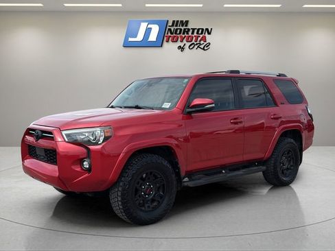 Used 2021 Toyota 4Runner SR5 Premium w/ Moonroof Package AWD/4WD image 1