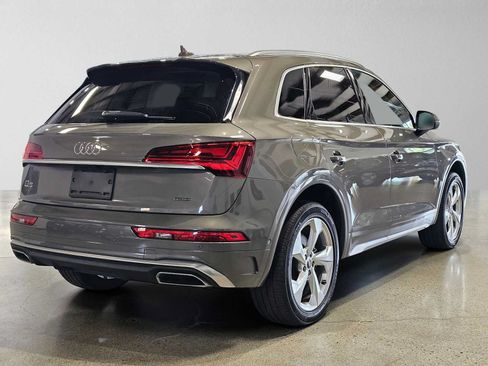 Used 2023 Audi Q5 2.0T Prestige w/ Prestige Package AWD/4WD image 3