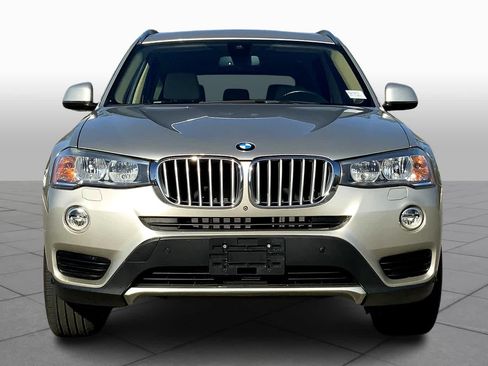 Used 2017 BMW X3 xDrive28i AWD/4WD image 3