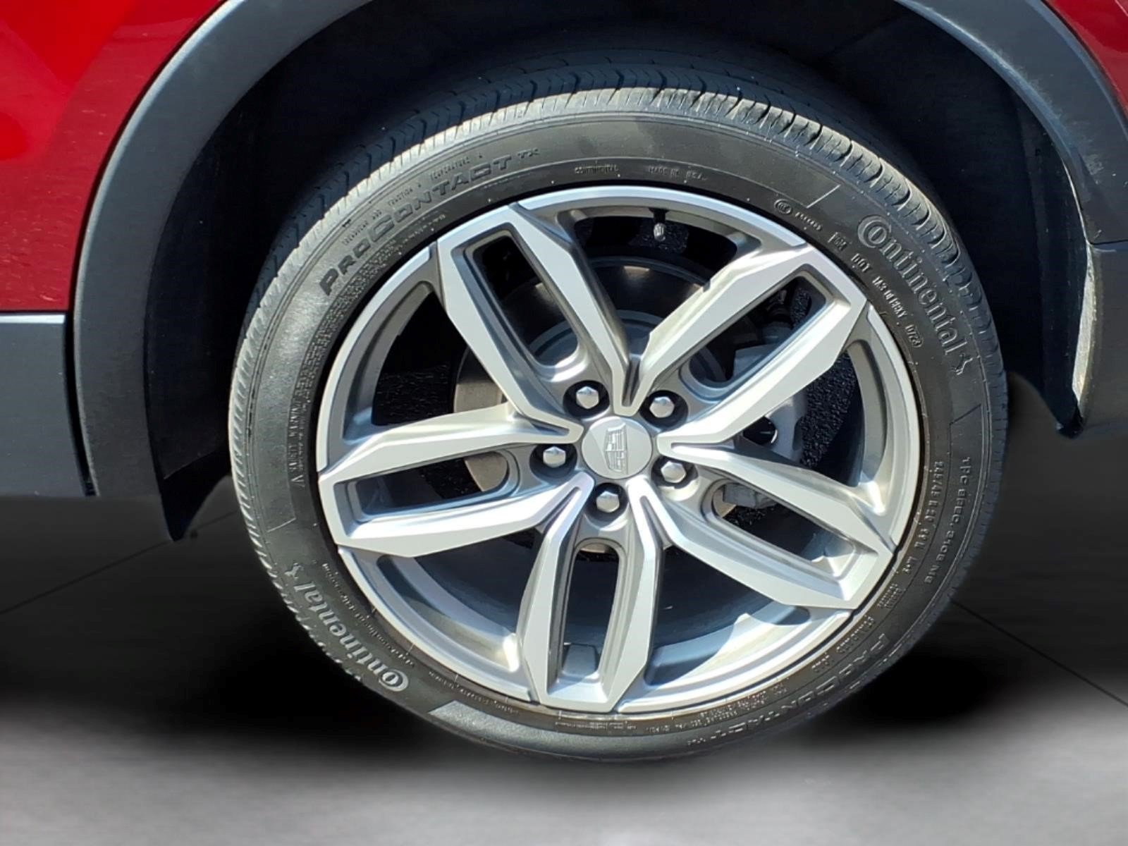 Used 2023 Cadillac XT4 Sport AWD/4WD image 7