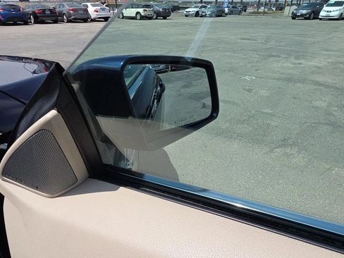 Used 2014 Mercedes-Benz E 350 Cabriolet image 25