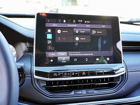 Used 2022 Jeep Compass Altitude image 25