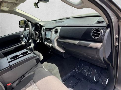 Certified 2018 Toyota Tundra SR5 w/ TRD Off Road Package AWD/4WD image 20