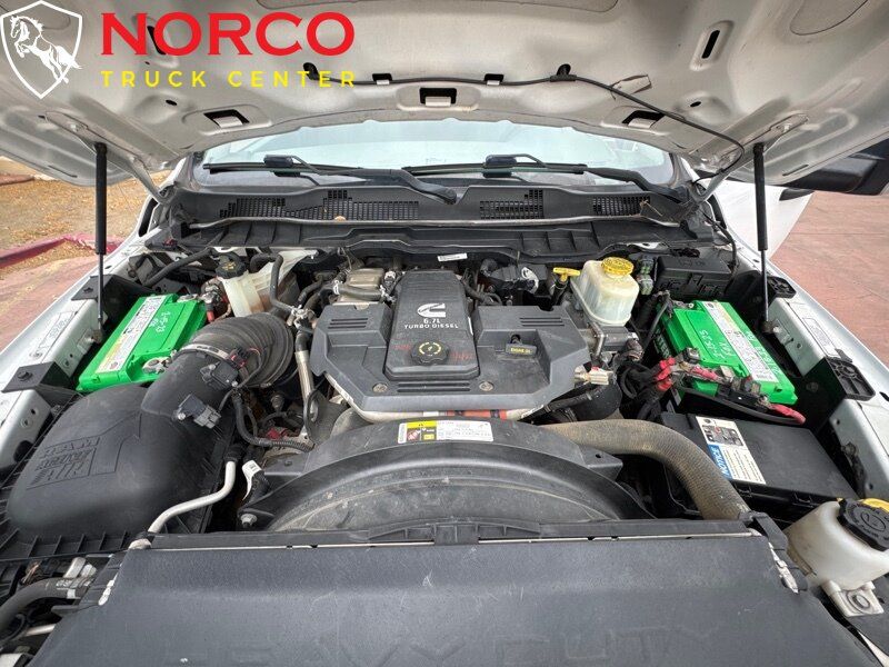 Used 2017 RAM 5500 SLT w/ Quick Order Package 29G SLT RWD image 27