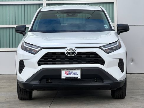 New 2025 Toyota RAV4 LE image 6