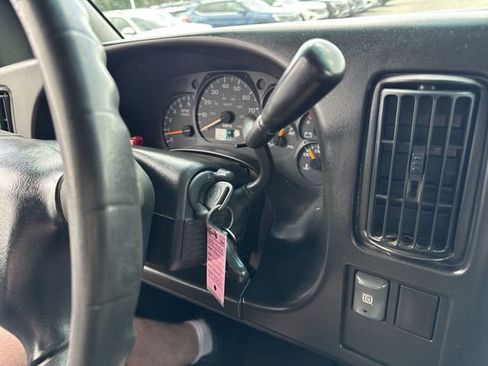 Used 2005 Chevrolet Kodiak C4500 2WD Regular Cab image 14