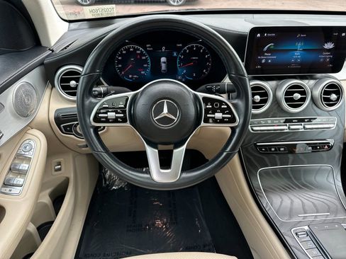 Used 2023 Mercedes-Benz GLC 300 4MATIC Coupe image 16