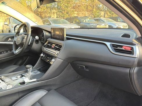 Used 2025 Genesis G70 2.5T AWD/4WD image 20
