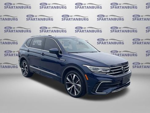 Used 2022 Volkswagen Tiguan SEL R-Line image 1